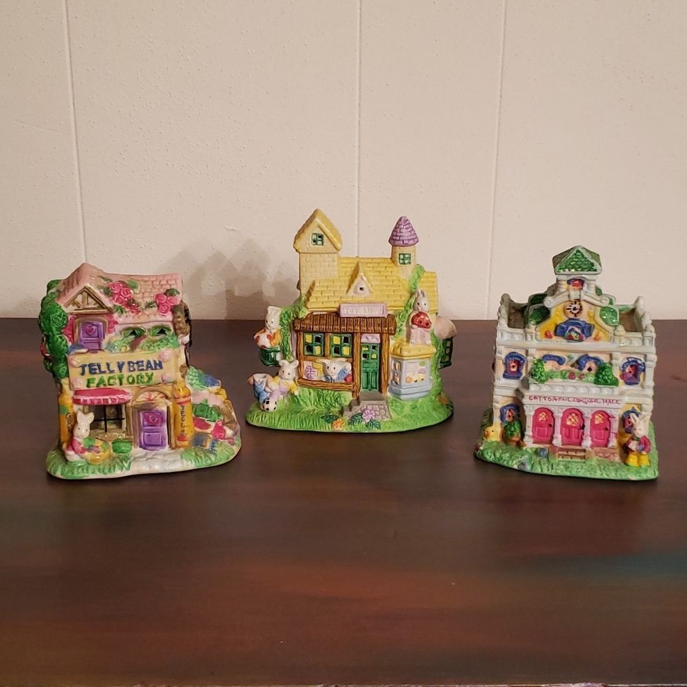 Lot of 3 - Jellybean Junction Ceramic Village Pieces (2005)